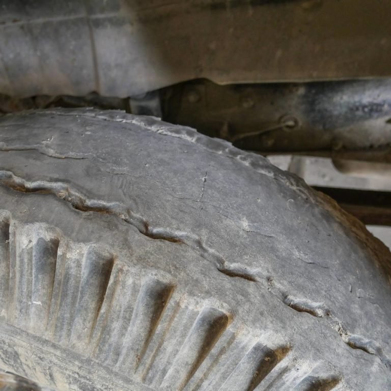 Reifen innen abgefahren, warum und was tun? Freies Auto